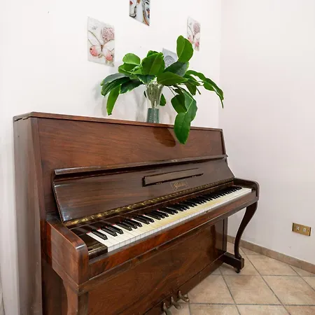 Alessandra- Comfort E Spazio A Naples