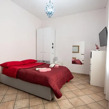 Alessandra- Comfort E Spazio A Naples