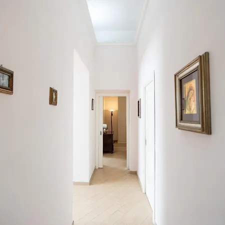 Alessandra- Comfort E Spazio A Hébergement de vacances *