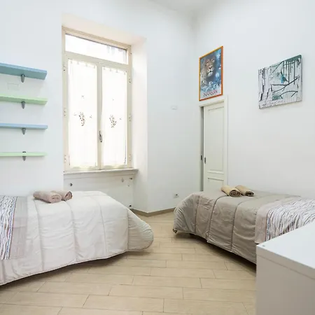 Alessandra- Comfort E Spazio A *