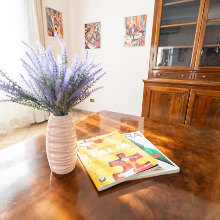 Alessandra- Comfort E Spazio A *